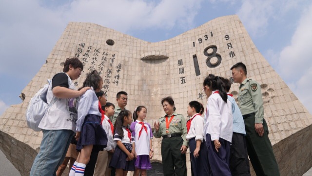 传承抗战精神