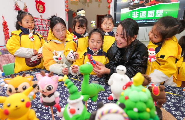 安徽淮北：面塑非遗进校园