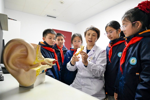 安徽合肥：爱护听力，从小做起