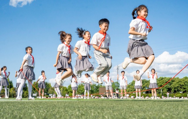 江苏南通：新学期 动起来